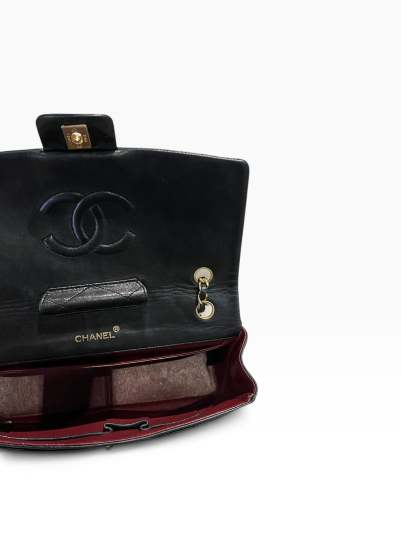 Chanel Classic Flap Bag - Image 5